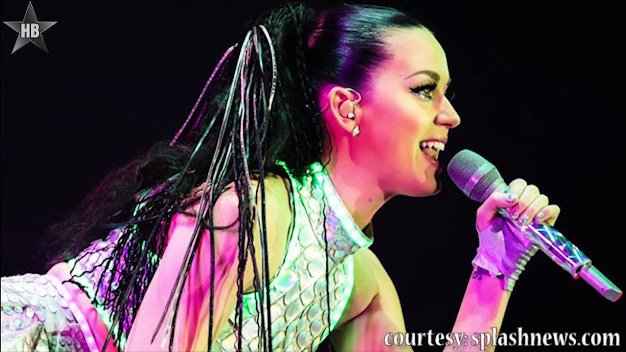 Katy Perry Debuts Her Surprise New Song ‘Rise’