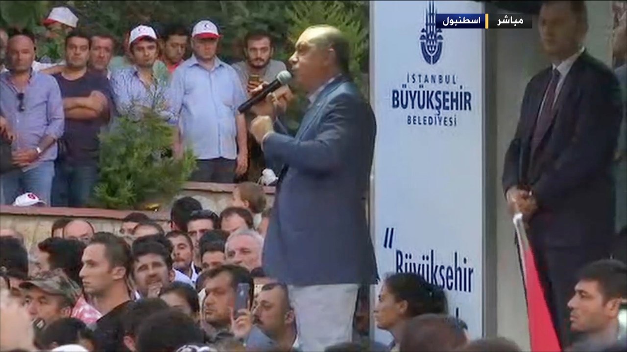 أردوغان: الشعب أحبط الانقلاب ونطالب واشنطن بتسليم غولن