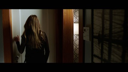 Lights Out - Official "You're Staying?" Movie Clip #6 [HD]