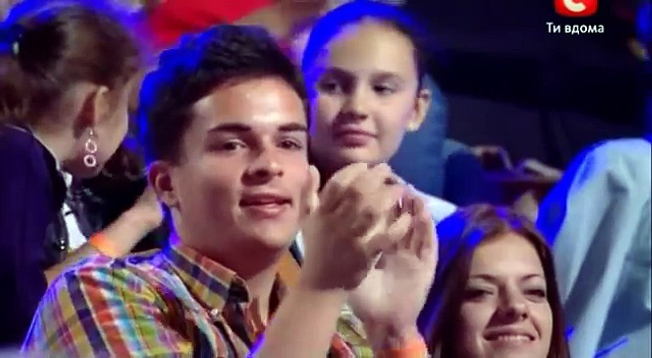 Judges stopped her because they couldn't believe it's her real voice!