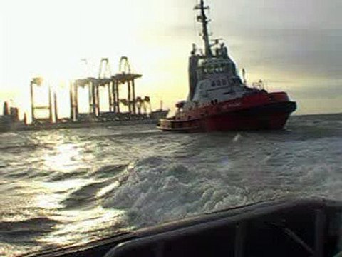 KNRM Hoek van Holland Zehn Hua 10 030208