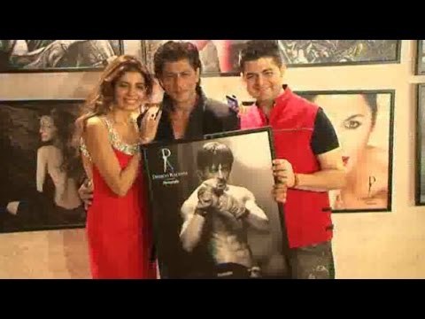 Dabboo Ratnani calendar 2015 launch: Shah Rukh, Priyanka, Jacqueline sizzle at the event