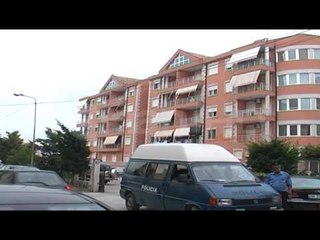 PLAGOSET ME ARME 24-VJEÇARI