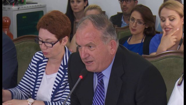 PD DHE LSI BASHKE KUNDER LIGJIT PER KAMERAT E SIGURISE TE KTHYER NGA PRESIDENTI LAJM mpg