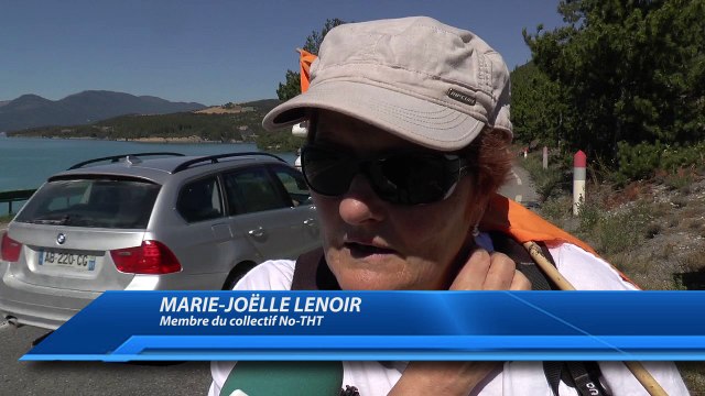 D!CI TV : Les anti-THT se sont montrés à la sortie de Savines pour sensibiliser les touristes sur le projet RTE