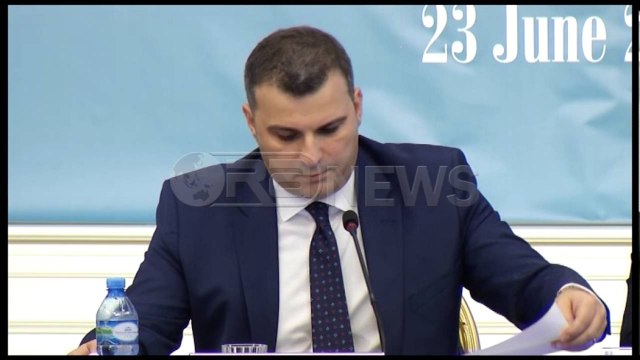 Ora News - Kreditimi i ekonomisë - FMN: Shqipëria me kreditimin më të ulët në rajon