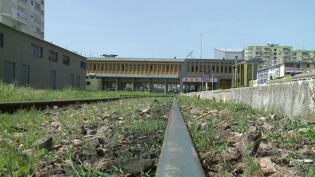 Ringjallja e hekurudhës,BERZH shqyrton kredinë prej 34 mln euro - Top Channel Albania - News - Lajme