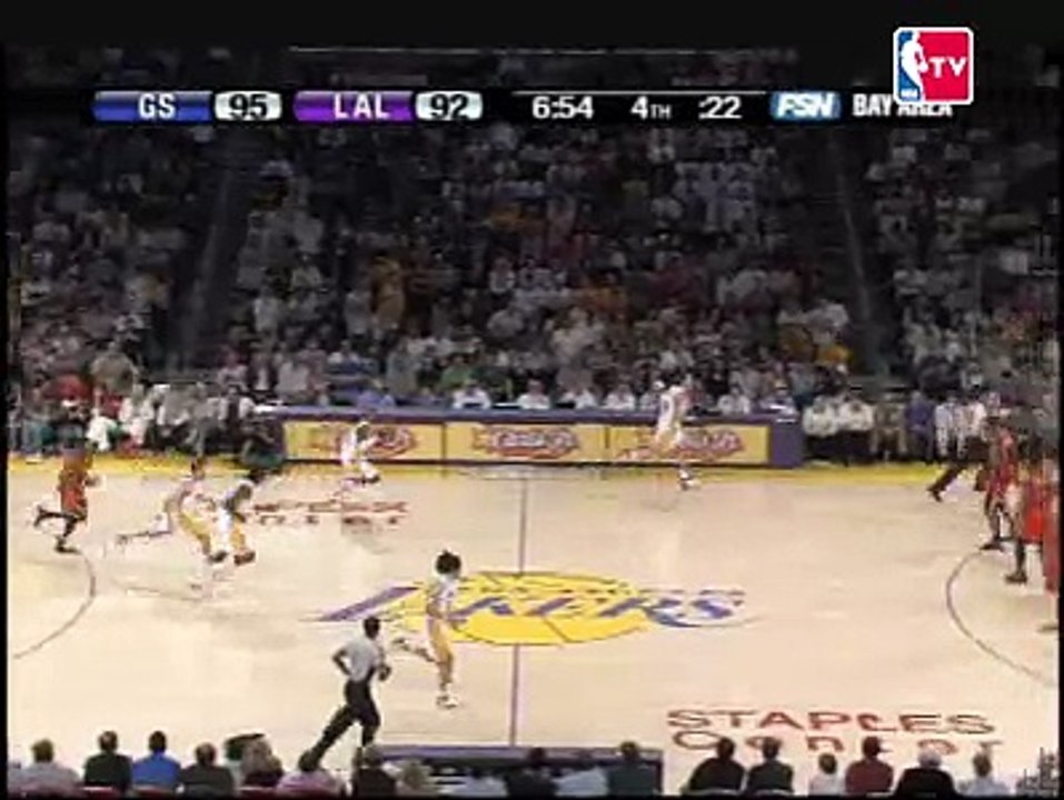 Kobe Bryant to Ronny Turiaf vs Warriors (03/23/08)