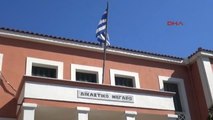 Yunanistan Helikopterle Kaçan 8 Subay Yunanistan'da Adliyeye Çıkarıldı -ek