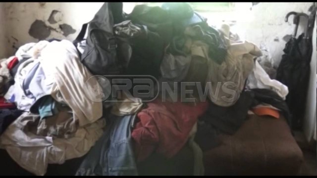 Ora News - Në varfëri ekstreme me 2 fëmijë të vegjël, familja Përndreca kërkon punë nga shteti