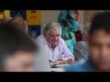 Mujica almoça em boteco no Rio de Janeiro