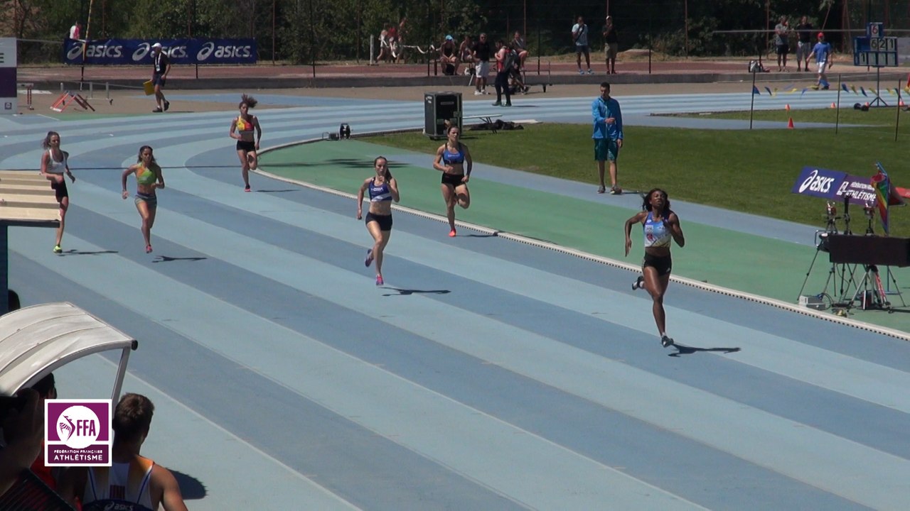 Finale 400 m Espoirs (Victoire de Deborah Sananes en 51''75)
