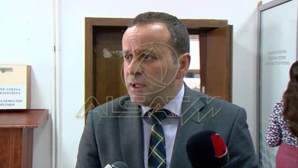 Emrat e shkollave në Tetovë, drejtorët të pakënaqur nga Komuna