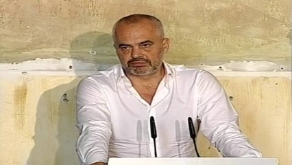 Report TV - Edi Rama: Jo të gjithë e kanë fatin të kenë stadium në qendër të qytetit