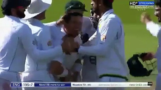 nawaz sharif looted pakistan as well as usual