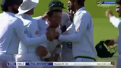 nawaz sharif looted pakistan as well as usual