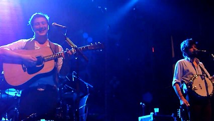 Mumford & Sons - Winston & Marcus banter NYC T5 11.16.10