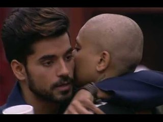 Gautam & Diandra's Hot Wet  KISS | Bigg Boss 8 3rd December 2014 EPISODE