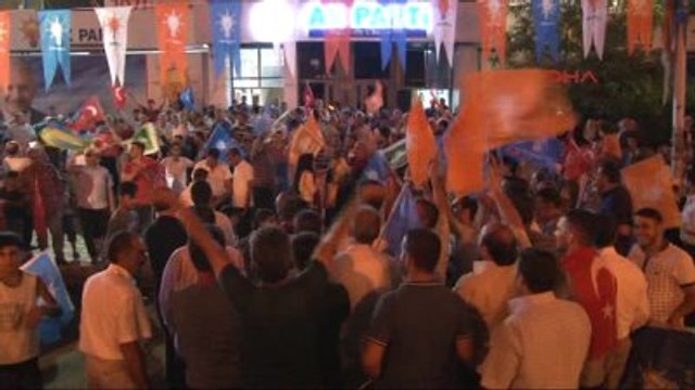 Diyarbakır Darbe Şehitleri İçin Diyarbakır?da Gıyabi Cenaze Namazı Kılındı