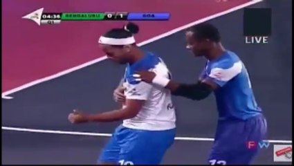 Ronaldinho Scored Three Fantastic Futsal Goals In India!
