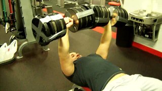 Snap Fitness 19 yr. old lifts 140lb dumbbells