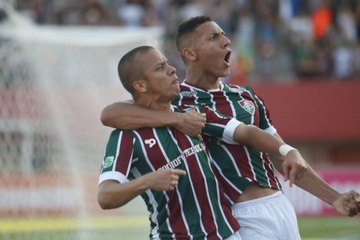Flu resolve o jogo no primeiro tempo e bate o Cruzeiro na estreia da 'nova casa'