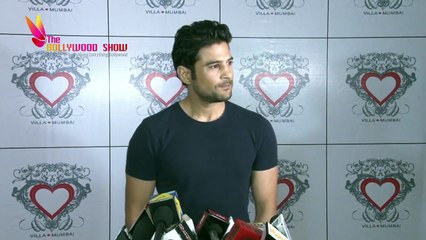 FEVER BOLD SCENES _ Rajeev Khandelwal Uncomfortable