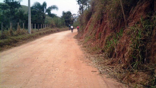 Mountain bike, trilhas, Taubaté, pedalandos com as bikes, Soul SL 129 e Carbon UD, SL 929, com os amigos e família, 38 km, 2016, (7)