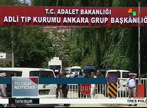 Deudos de turcos abatidos por golpe de Estado reclaman sus restos