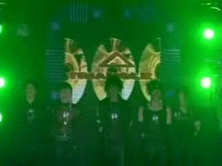 tri-angle (live)