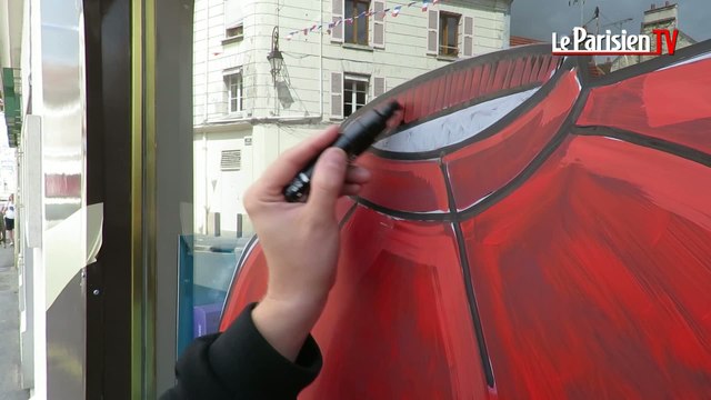 Les vitrines de Viarmes taguées aux couleurs du Tour de France