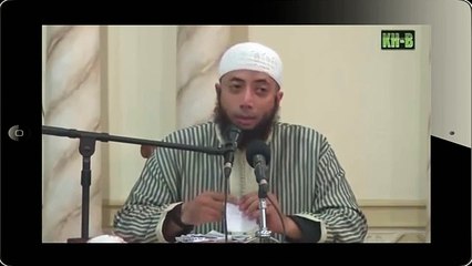 Ustadz Khalid Basalamah - Hukum Bekerja di BANK Konvensional