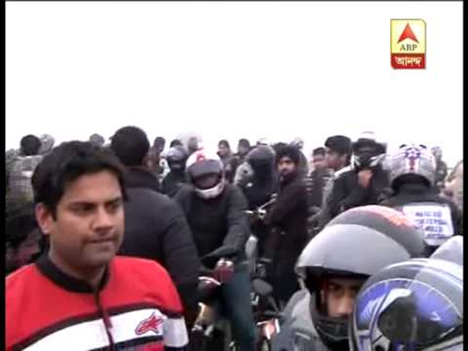 Protesters at New Delhi - want justice from administration