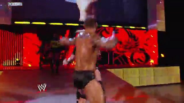 Raw- Randy Orton vs. Wade Barrett - WWE Championship Match