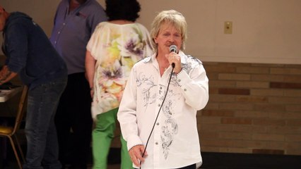 Gene Hodge sings 'North To Alaska' Maryland 2016