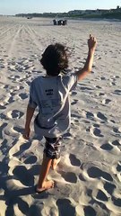 Enfant vs Mouettes (Slow motion)