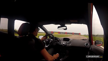 Le tour chrono de la Ferté Gaucher à bord de la Ford Fiesta ST