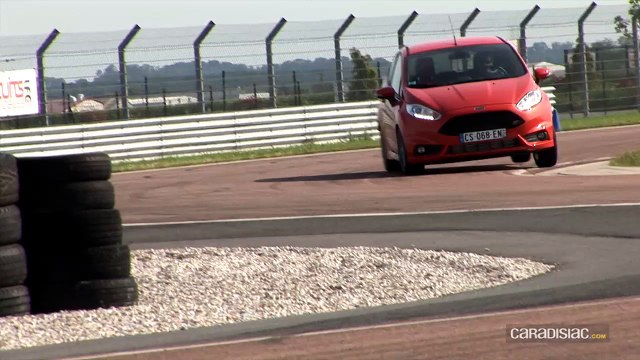 Les essais de Soheil Ayari: Ford Fiesta ST