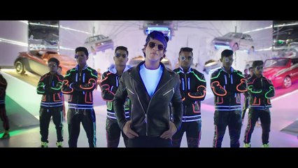 Tukur Tukur - Dilwale   Shah Rukh Khan   Kajol   Varun   Kriti   Official New Song Video 2016