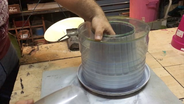 Il construit son ventilateur Dyson lui-même dans son garage lol