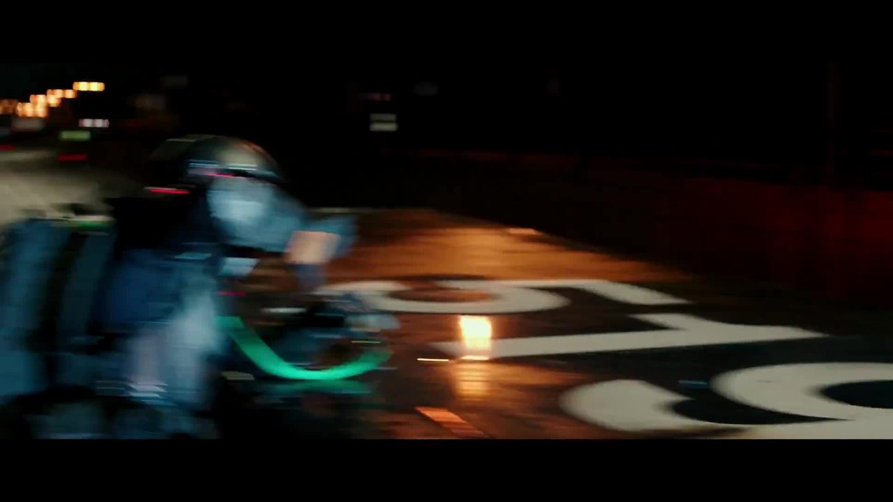 Teenage Mutant Ninja Turtles 2 - Clip Halloween Parade (Deutsch) HD