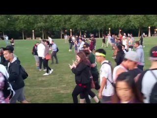 Hundreds of People Play Pokemon Go in Bellevue, Washington
