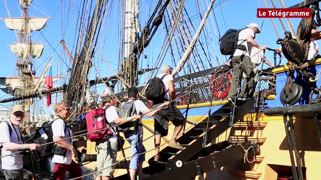 Brest 2016. Il découvre les fêtes nautiques à travers un stage photo