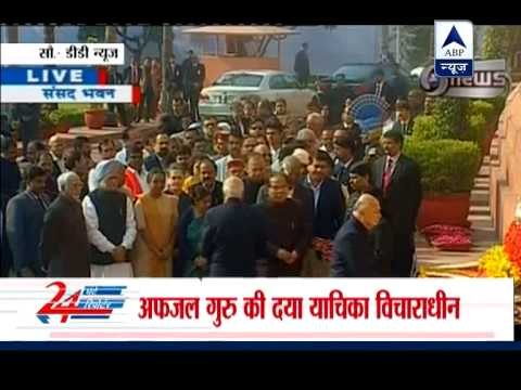 PM, Sonia, Sushma and MPs pay homage to martyrs of Parliament attack