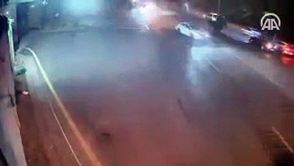 لحظة الهجوم على مقر المخابرات التركية في أنقرة