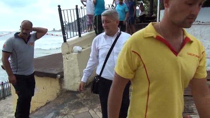 EKİPLER ARAMA YAPARKEN, VATANDAŞ DENİZE ÖLÜMÜNE DALDI