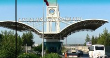 Antalya Havalimanı'nda Polisin Dur İhtarına Uymayan Bir Kişi Vuruldu