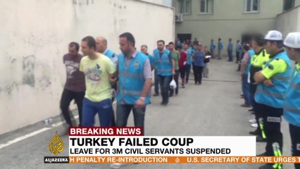 Turkey failed coup: Thousands detained or dismissed