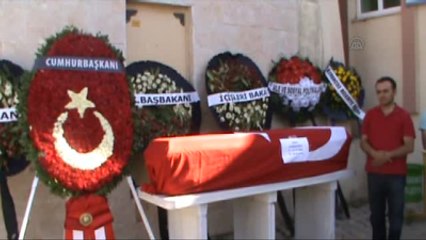 Demokrasi Şehitleri - Ankara'da Hayatını Kaybeden Ayhan Keleş'in Cenazesi