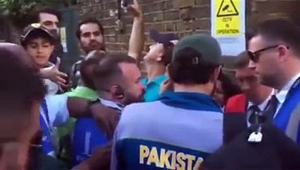 What Pakistanis Did When Misbah ul Haq Came Out Side From Ground